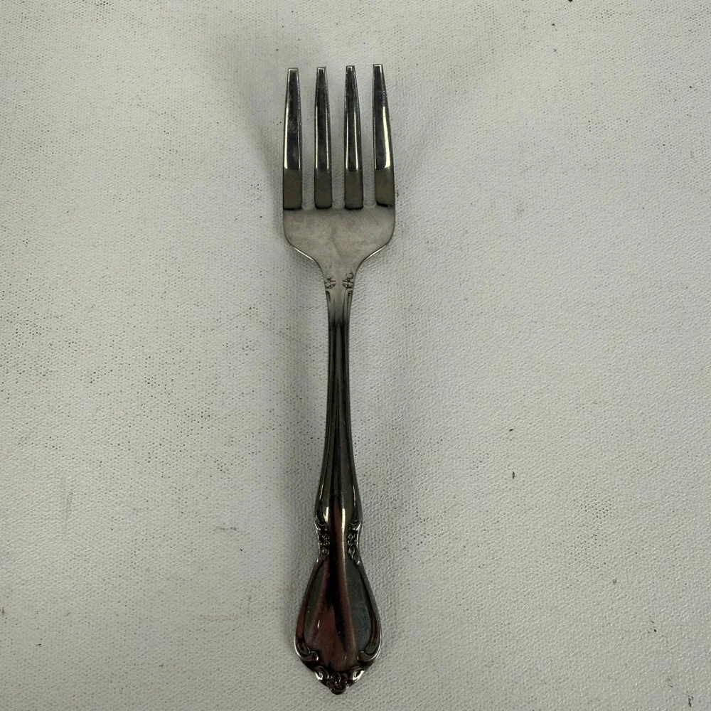 Oneida Oneidacraft Deluxe Chateau Stainless Flatware Baby Fork 4 1/4